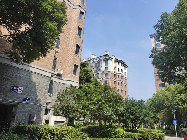 苏州太仓娄东万鸿丽舍出租塞纳丽舍3室2厅2卫精装修拎包入住出租房源