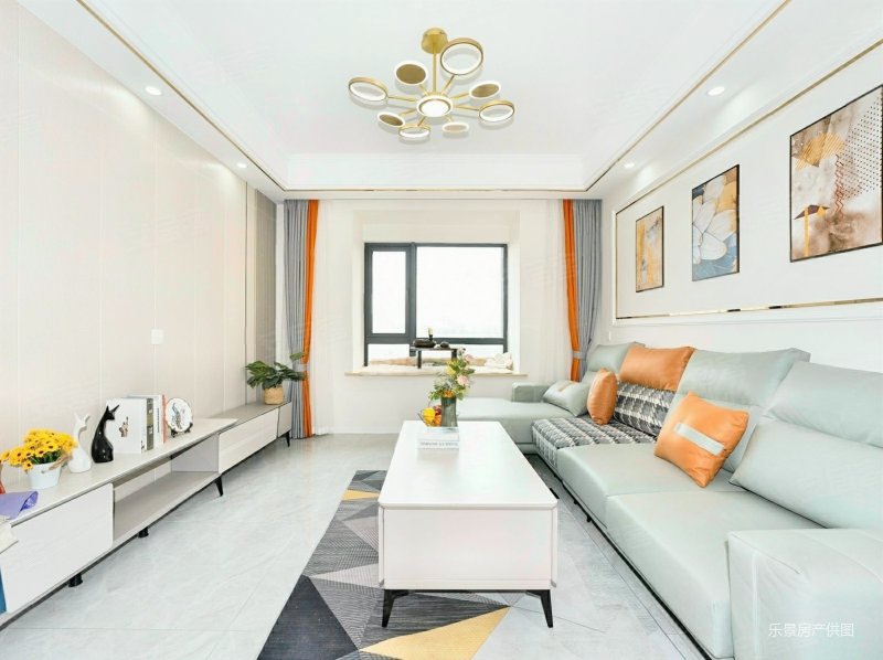 (      房东诚售)(房子装修的很不错)(房东置换别墅)