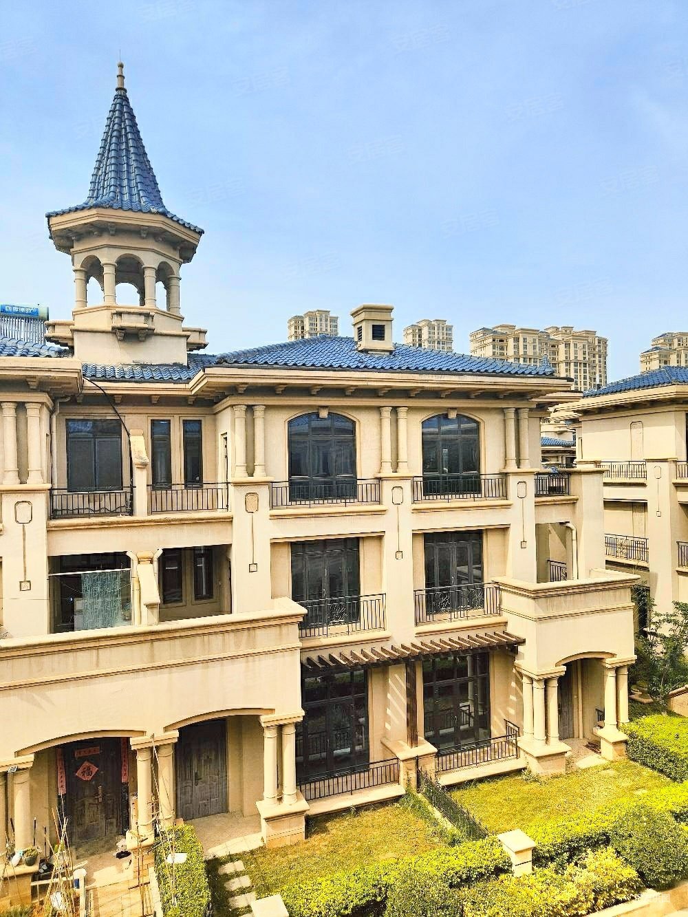 富田兴龙湾联排别墅295万捡漏房