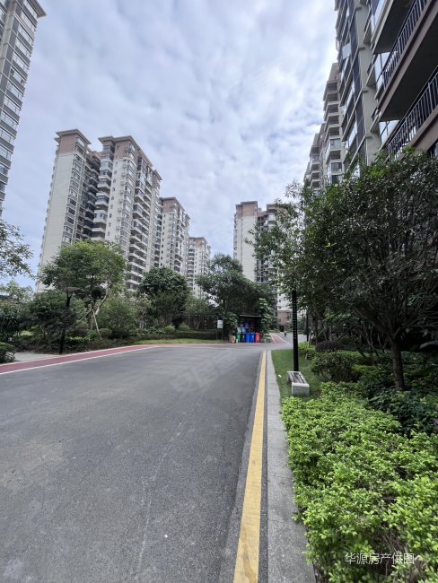 恒泰幸福港湾江景房,四房毛坯