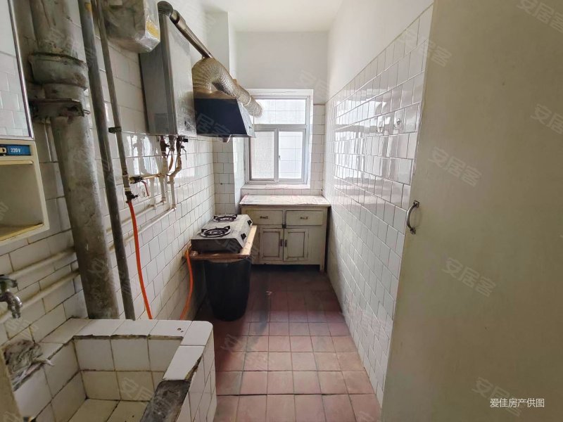 兰州一中陈家湾子2居室4楼398万