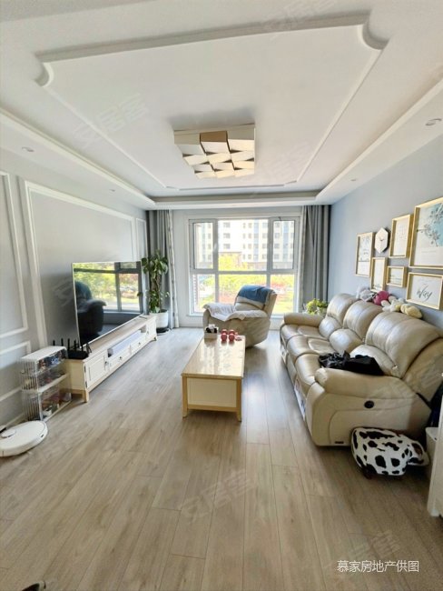 三小六中 采光好 中央空调20多万新装修 套三元宝户型,蓝岸郡景二手房