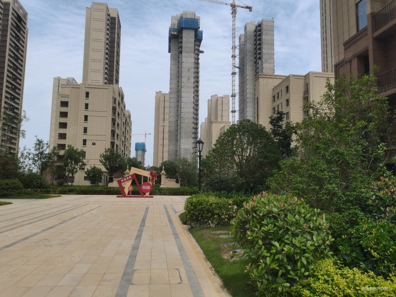 奥体中心咸阳北站绿地新都会,绿地新都会二手房,105万,3室2厅,2卫,109