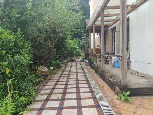 深圳罗湖银湖颐园(别墅)银湖独栋别墅!带前后花园!南北通!