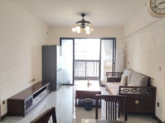 桂林叠彩沃尔玛沃尔玛旁和平佳园精装两房，电梯中层，配套齐全拎包即住，采光好出租房源真实图片