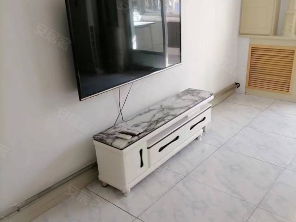 朝阳双塔大润发龙山小区二高附近人大小区2楼3室135平空调房月租1166