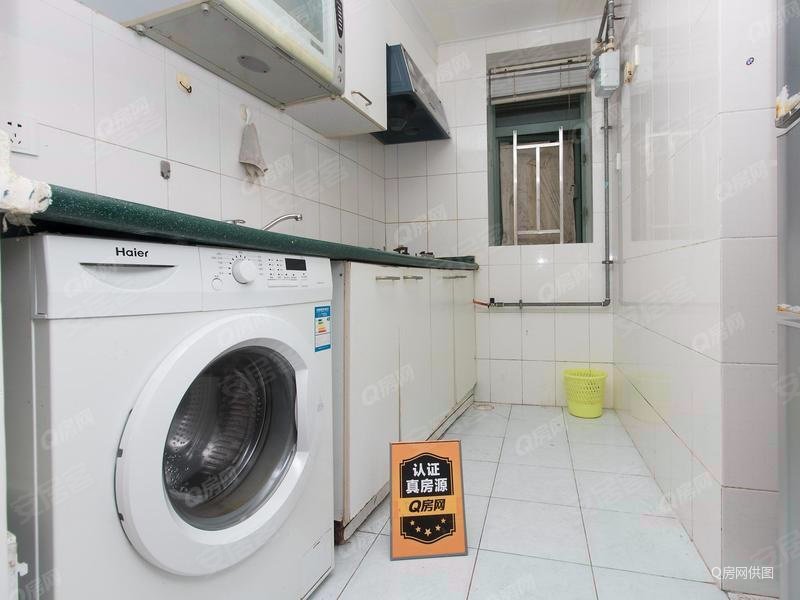 新上急卖云景豪园2房近地铁交通便捷高层朝南