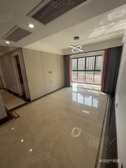 江海都会精装修三室一卫前面无遮挡采光全天