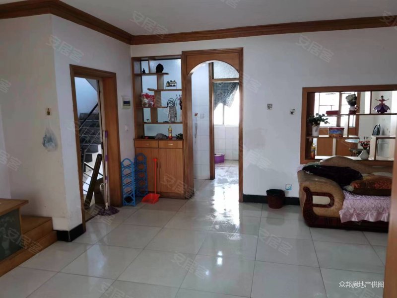 梅园小区 低楼层 位置佳 临地铁  商业配套成熟