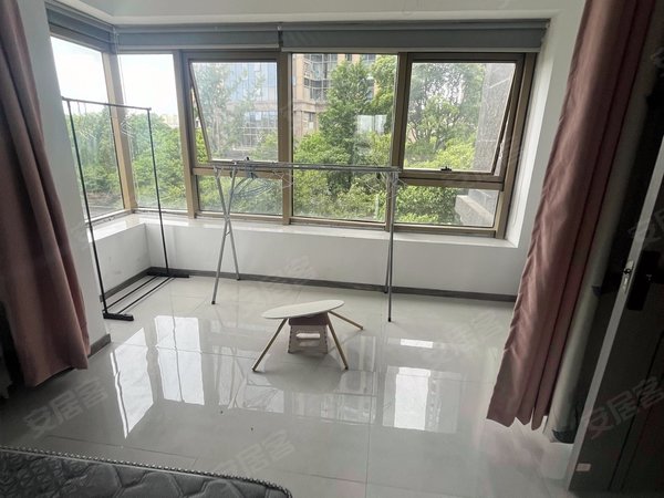 水岸清华 一室一厅一厨一卫 南北通透 环境优雅,吴中租房-苏州58安居