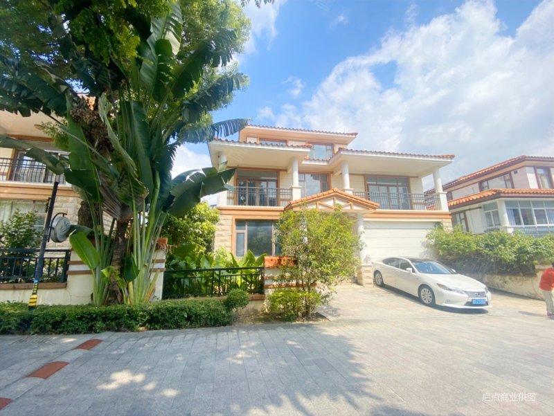 大面积大享受碧水天源710平方独栋别墅,花园面积大,有地下室