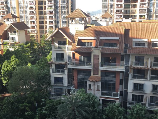 广州花都狮岭狮城国际致岭假日花园 南区 3房2厅2卫 配置齐全 拧包