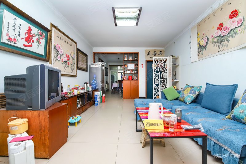 西工区洛浦公园商品住宅双卫购物方便精装可拎包入住