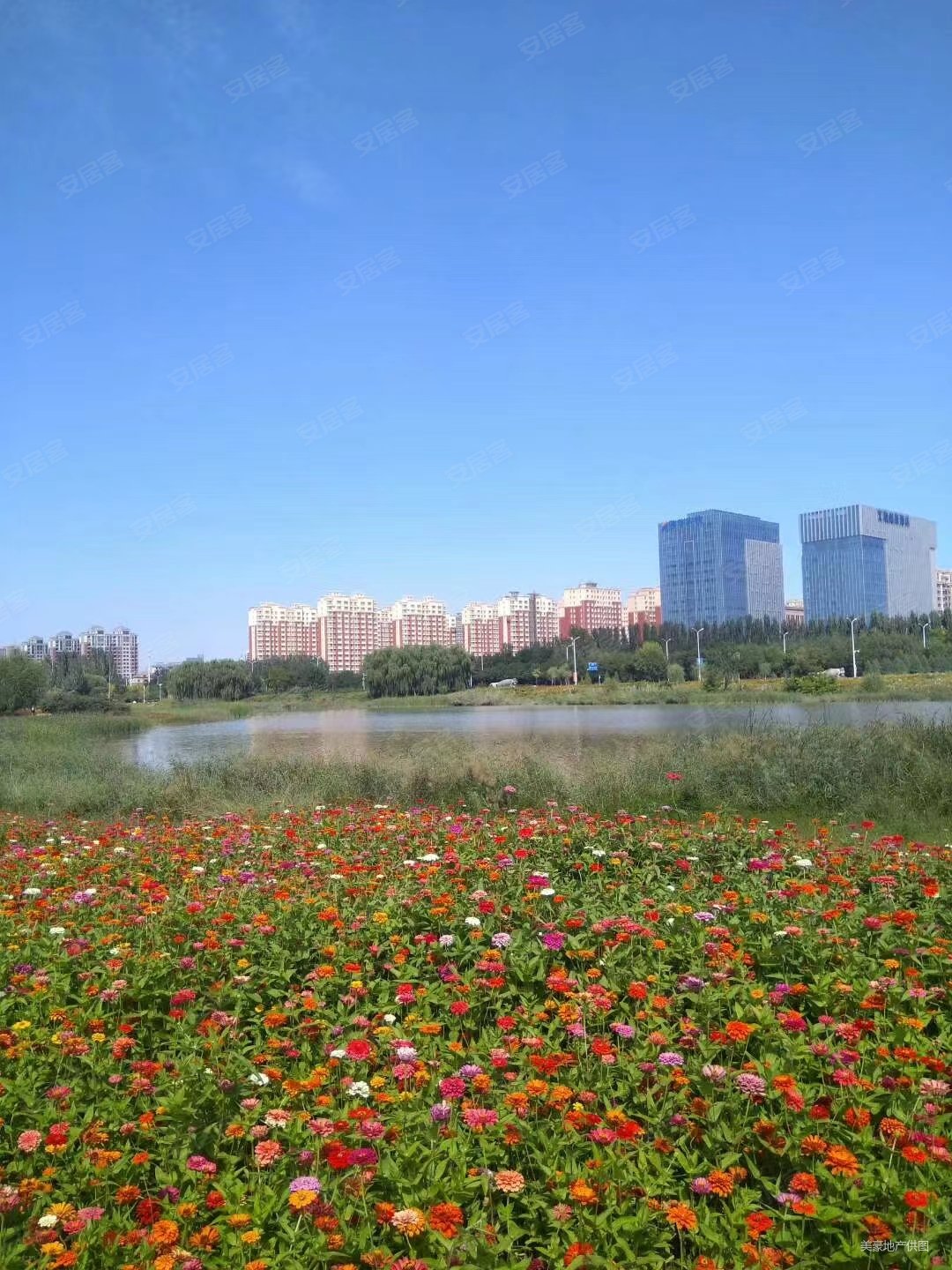 正丰御景湖城宝湖路4室2厅2卫14105平方米