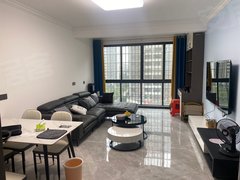 柳州柳南柳南包物业看房免费图片实拍柳南万达龙城华府 银海北区 电梯2房出租房源真实图片
