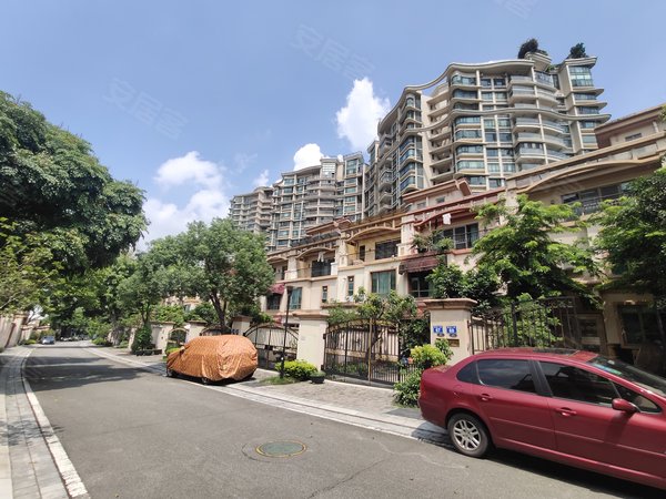 广州白云南湖南湖半山豪廷南湖半山豪庭精装两房 南向 随时看房 家电