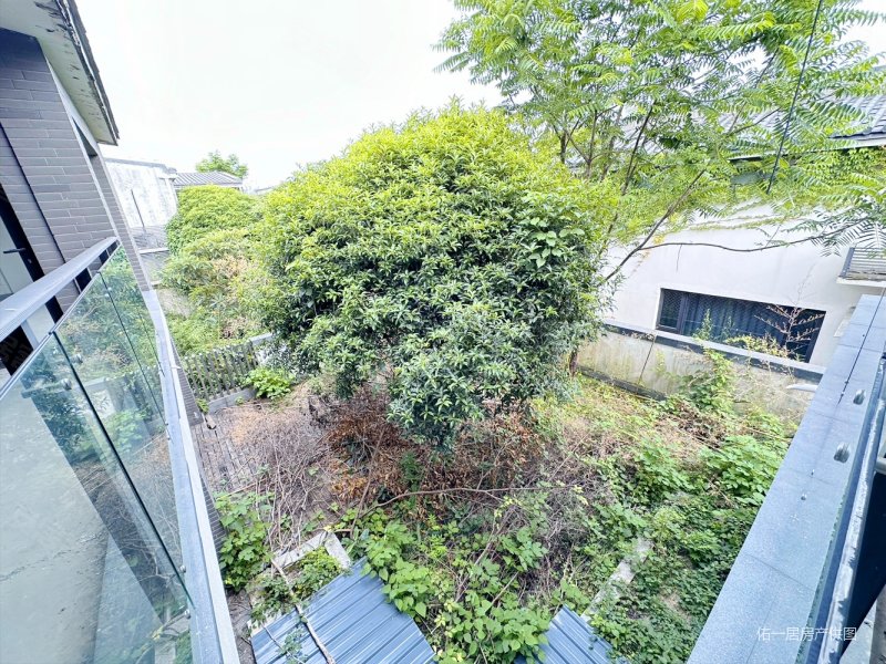 倚林佳园合院别墅,边套大花园280平500万毛柸,随时可以看
