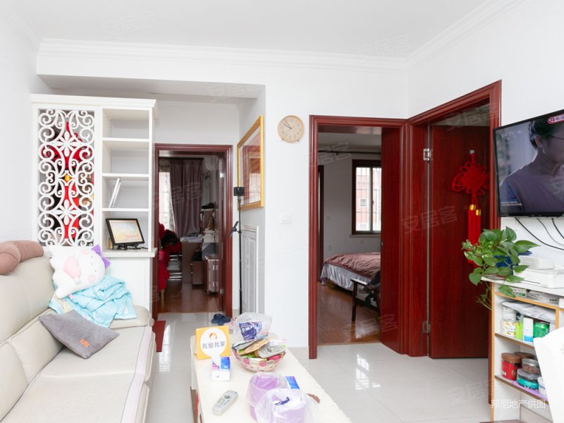 三轨交汇 过渡小两房经济实惠 卫生间带窗 可议价送固定车位,祥龙小区