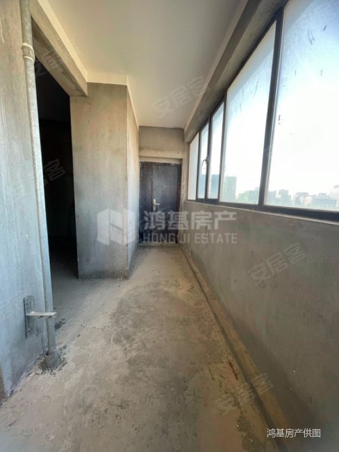 当龙安花园5室3厅2卫2阳台的出现是又一次美丽而响亮的音符