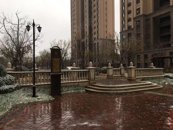 天津河西马场道中海八里臺(商住楼)中海八里台,紧邻天塔,配套便利,精