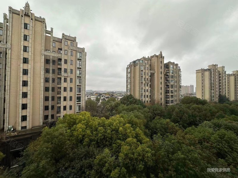 一品漫城三期公寓住宅临地铁大两房低市场价80w