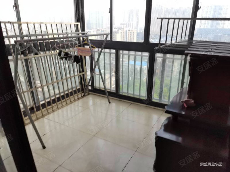 新出急售建筑路溪南公馆梁溪河畔新梁溪人家精装沿河景观三房