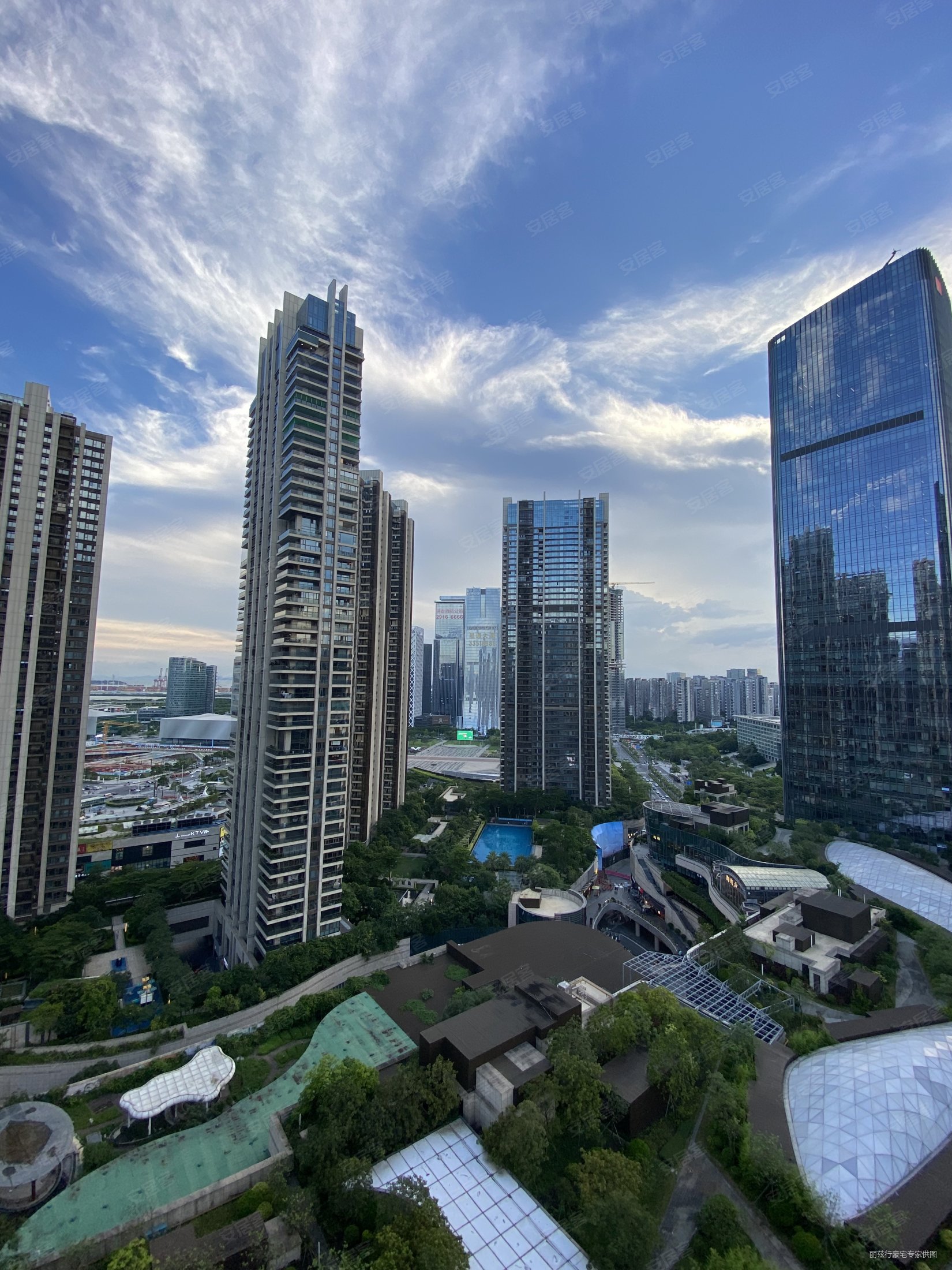 壹方特殊复式户型,200平可做5房,使用率高,三房和