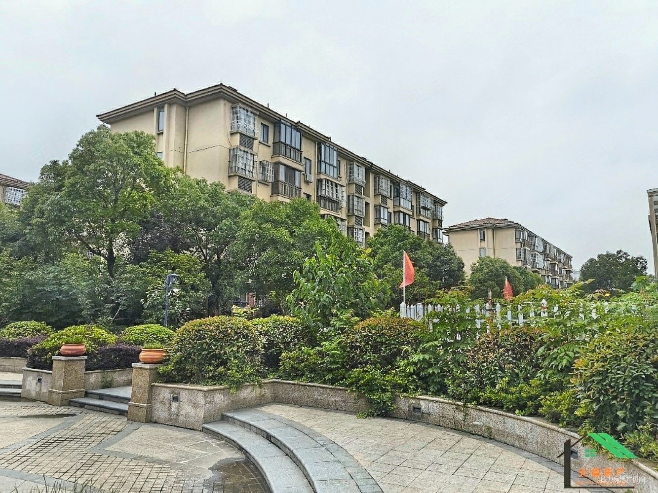 望景华庭2室2厅1卫89.17㎡南北94万