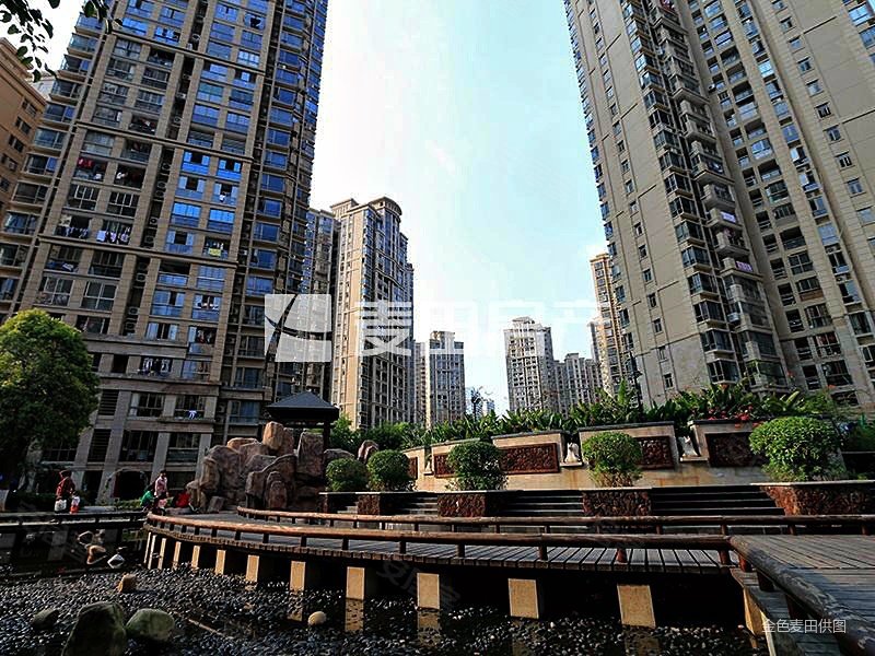 厦门房产网>厦门二手房>海沧二手房>阿罗海广场二手房>天湖城天湖>800