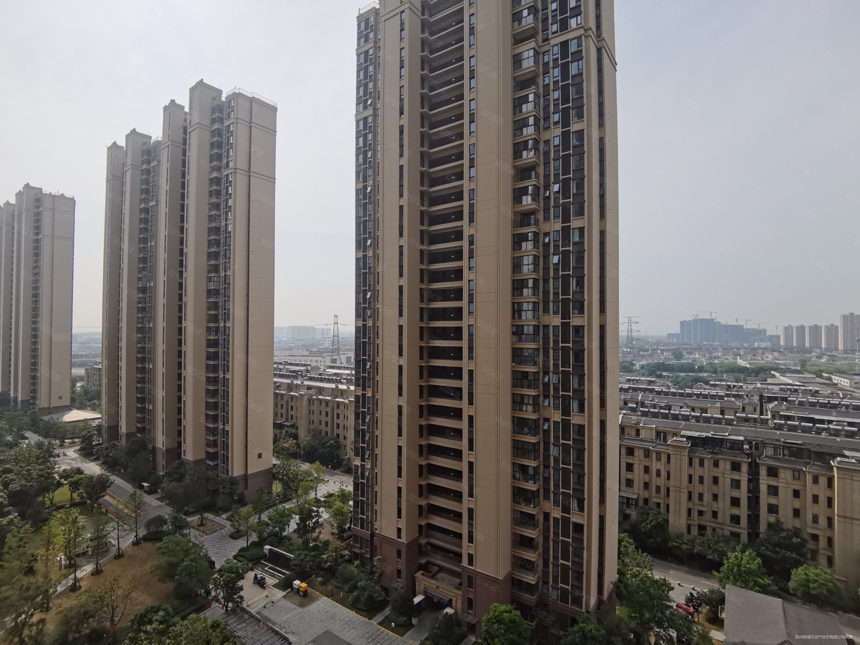 阳光城丽景湾3室2厅1卫93㎡南158万