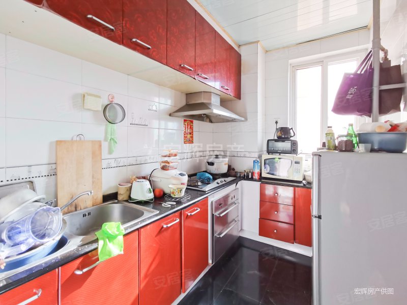 康瑞家园两室两厅电梯房