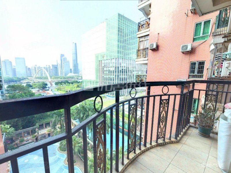 新鸿花园二期 中层2房 靓景观