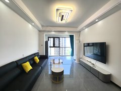 德阳广汉市西城广场四小附近悦荣学府 精装房 电梯套三双卫 小区新环境好出租房源真实图片