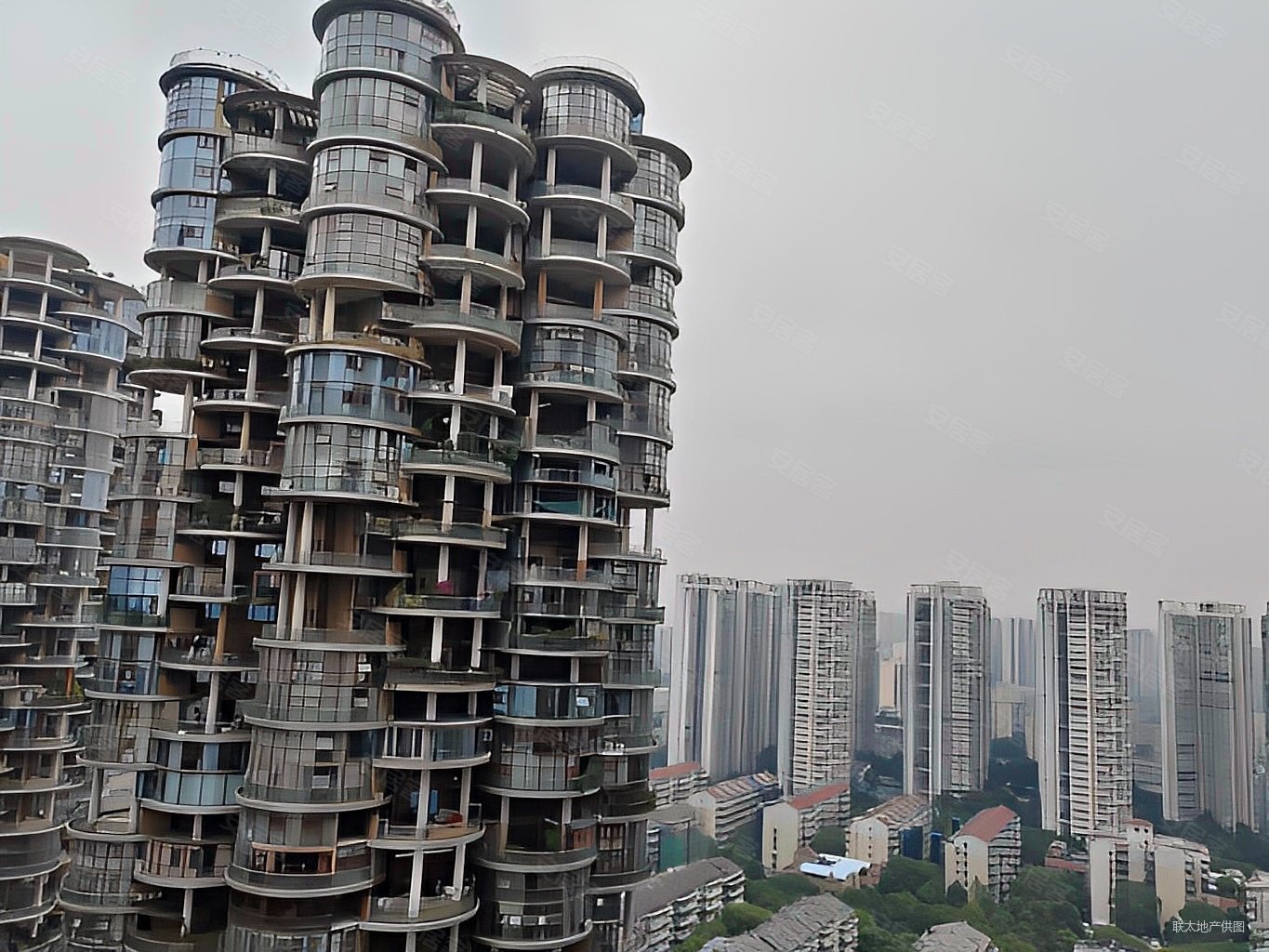湘江豪庭1号江景大平层