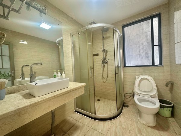 三亚天涯三亚湾兰海花园(三期)(豪华3房2卫)出小区就是海边~高端小区