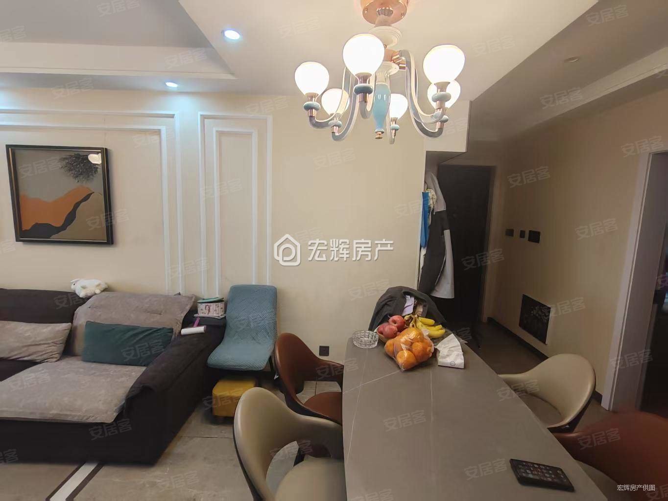 中海河山郡3室2厅2卫128㎡南北159万