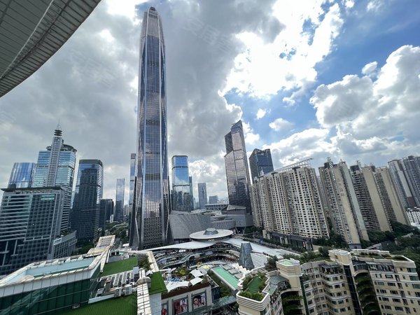 深圳福田购物公园星河国际花园星河国际 带花园南北向3加1房 大卫生间