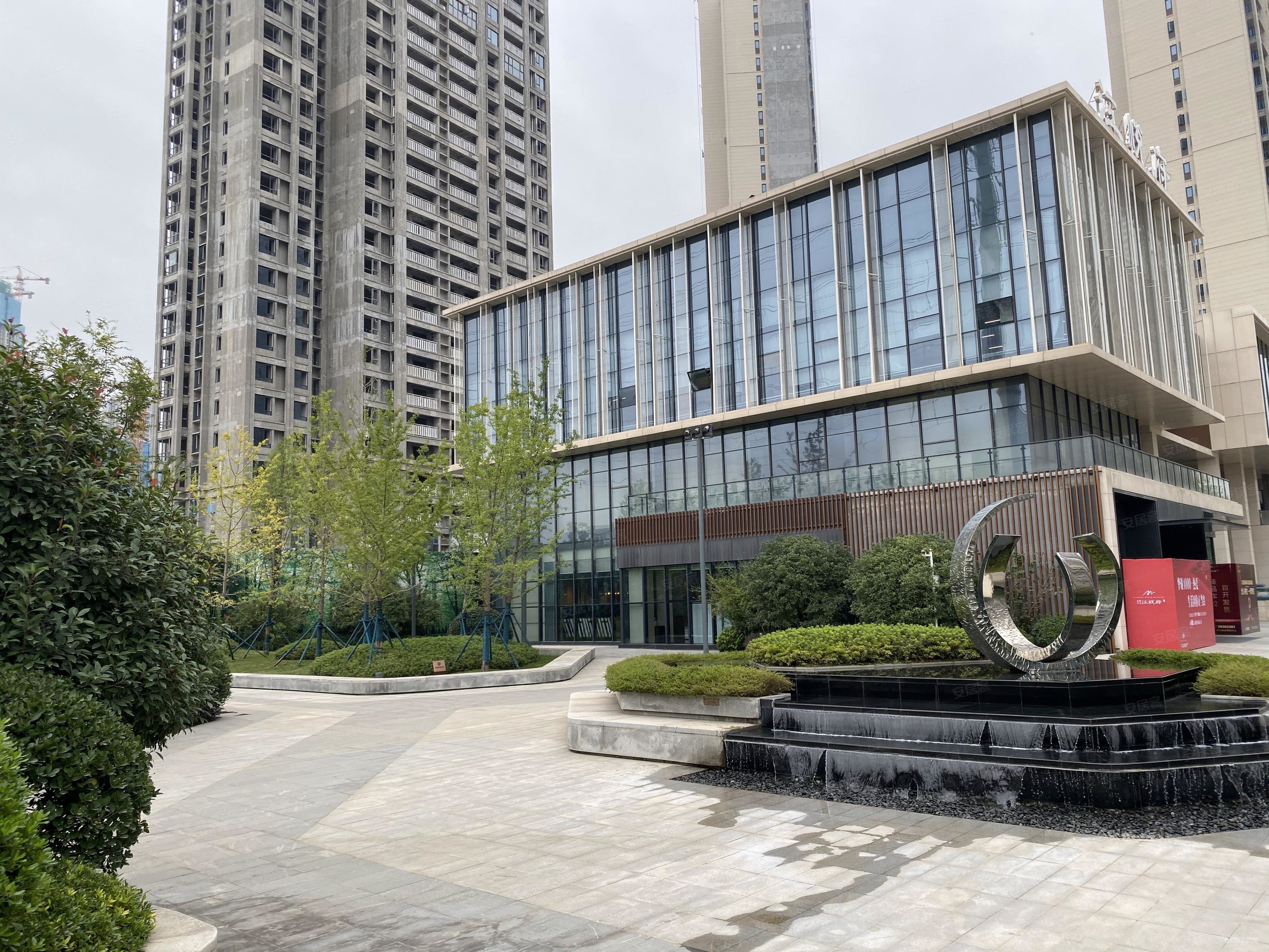 旭辉华宇江悦府3室2厅2卫114.34㎡南北148万