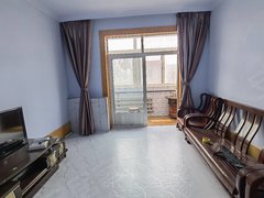 盘锦兴隆台步行街油二小区步梯四楼,南北通透,非常干净,成熟小区方便停车出租房源真实图片
