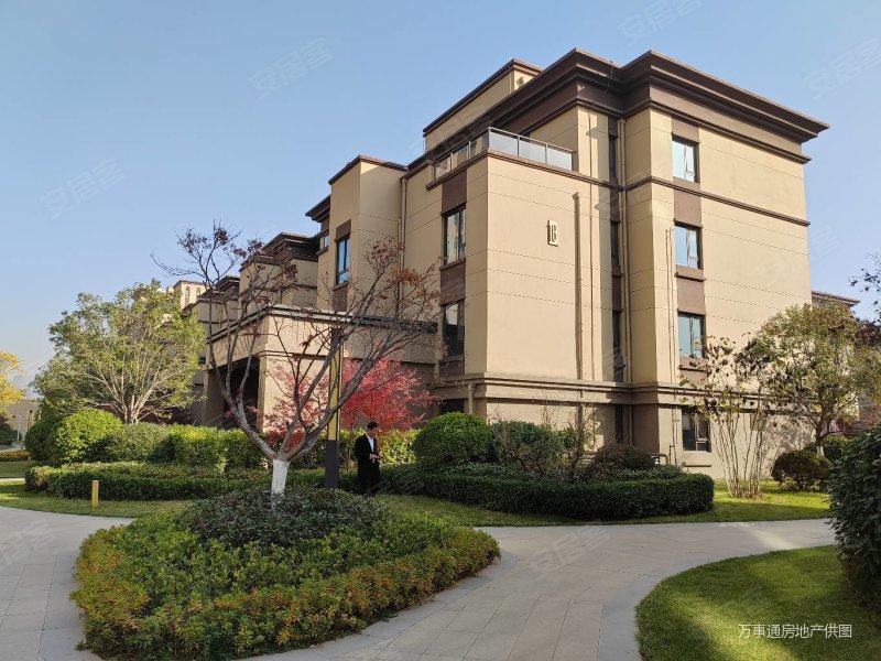 浐河70年 现房叠拼 电梯入户 送南北双阳台 另送80平露台,中建锦绣