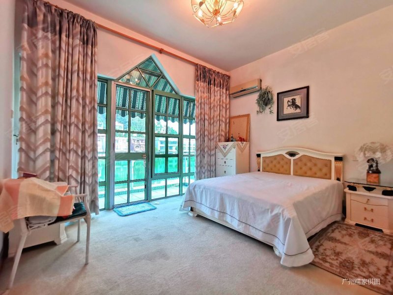 白云堡豪苑别墅