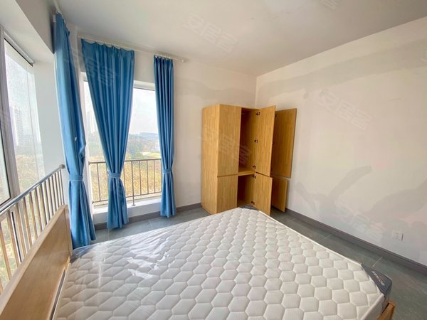 南宁青秀凤岭北凤岭佳园凤岭佳园单间!压一付一!