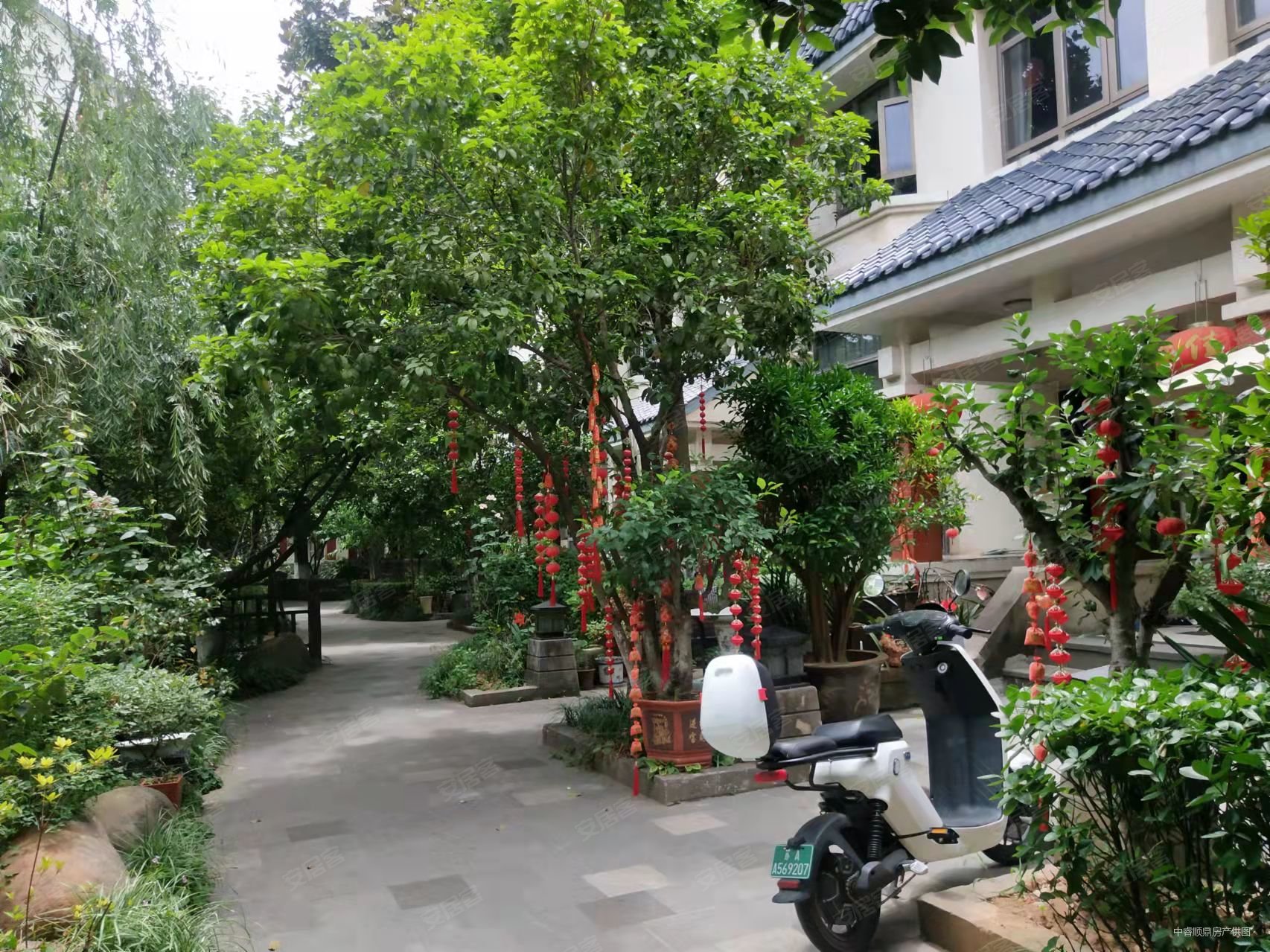 金基唐城(别墅)5室3厅5卫300㎡南北1350万