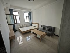 庆阳西峰西峰城区六中附近精装一居室燃气进户独立厨房诚心出租!出租房源真实图片