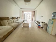 河池宜州宜州城区中央豪庭小区,三房两厅两卫,精装修,拎包入住!出租房源真实图片