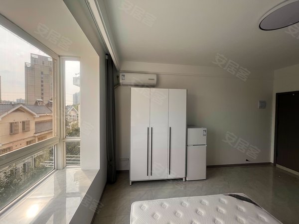 上海嘉定南翔永翔新苑永翔新苑 1室 电梯房 精装修 南北通透出租房源