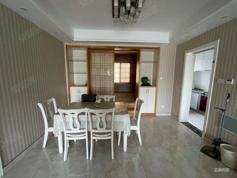 双卫格局 小区绿化高 交通便利 精装好房,九龙仓时代上城繁华里二手房