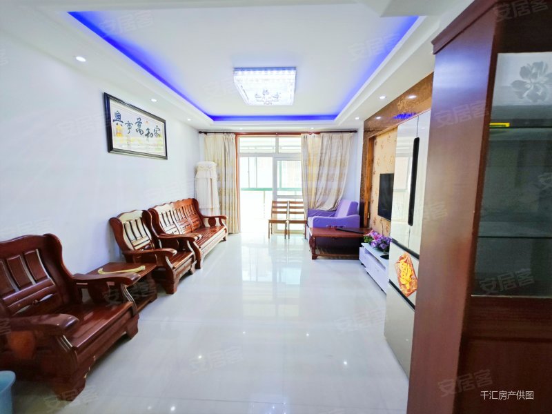 吉祥花园 精装修三房 中间楼层 房东急售 看房有钥匙