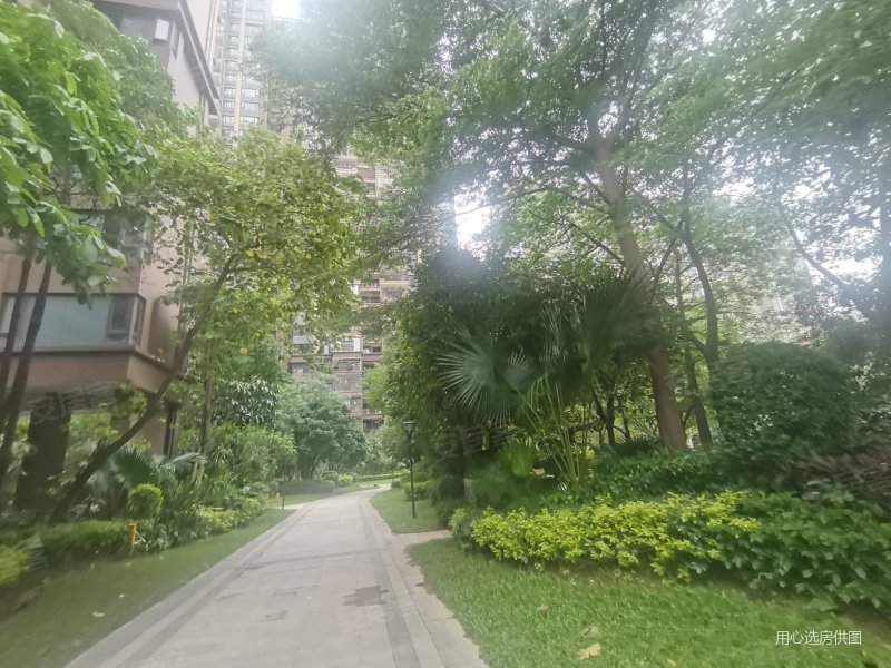 东海银湾 急售 精装修安静不靠路 采光视野好