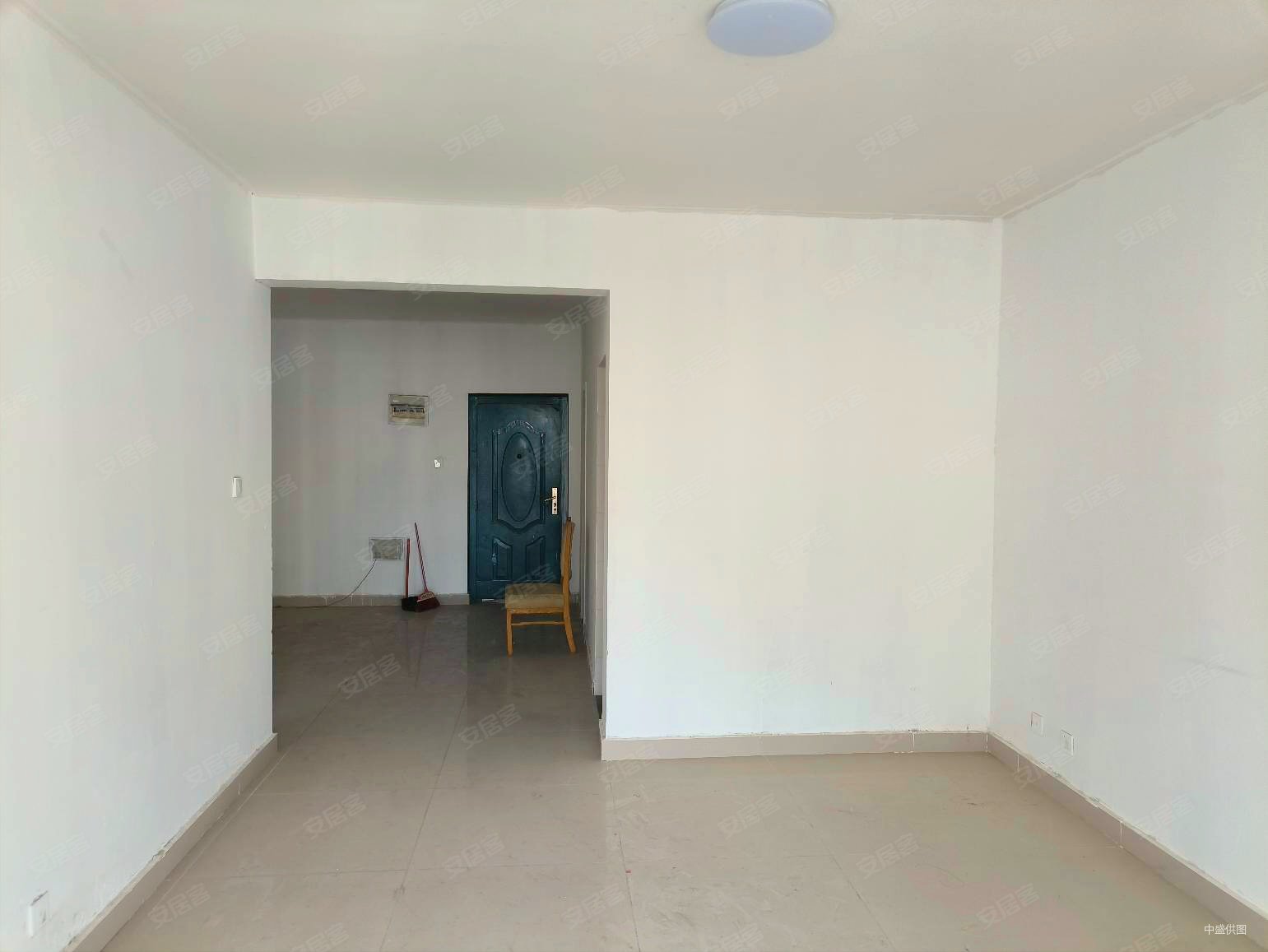 荣城花园北苑 近地铁 大两房 正南 看房方便